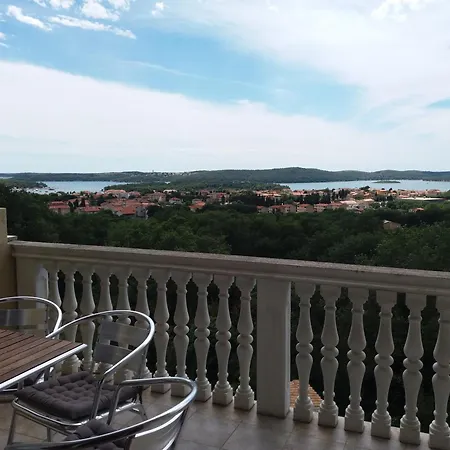 With Sea View * Medolino