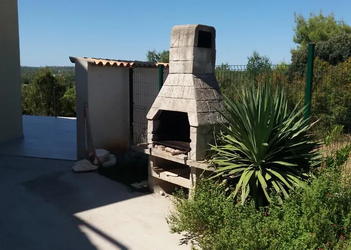 With Sea View Apartman