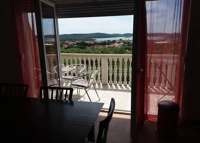 With Sea View Apartman Medulin
